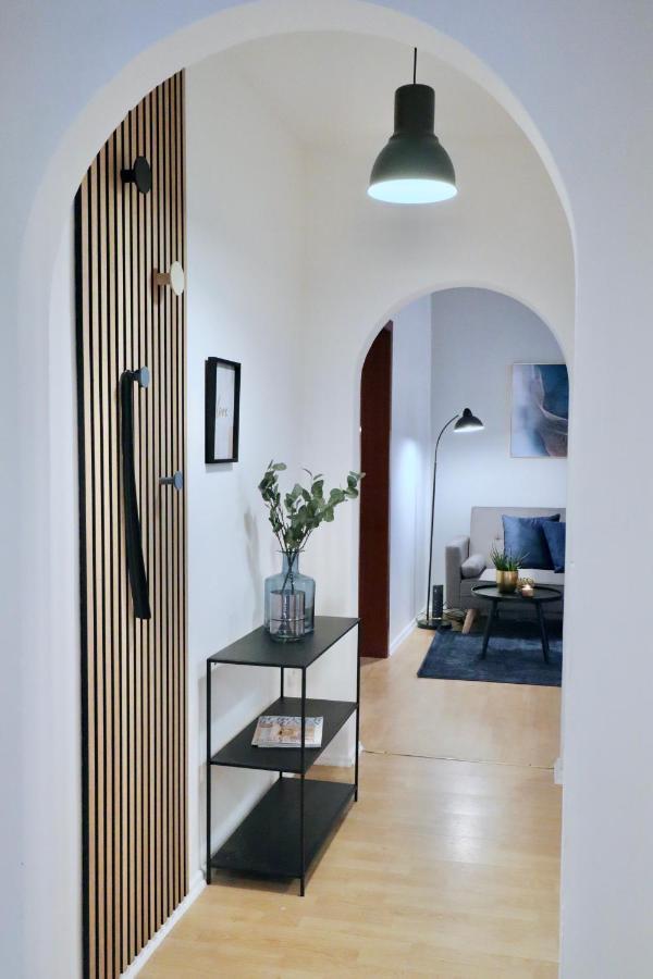 Sapphire Apartment: Free Parking + Netflix + Bathtub Essen Eksteriør billede